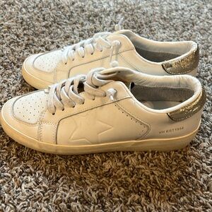 Vintage Havana used tennis shoes